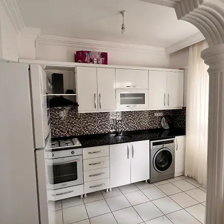 Mahmutlar 2-rooms 100m To The Daire Alanya